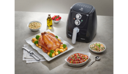 Polishop inova com airfryer interativa e  maior capacidade interna