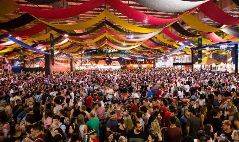 Nova cerveja oficial da 37ª Oktoberfest de Blumenau é revelada; conheça