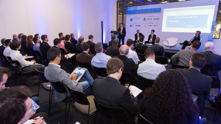 Eventos:  Realizar ou Amplificar?