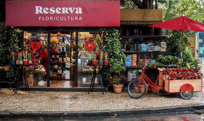 Reserva envelopa floriculturas no Rio e em SP