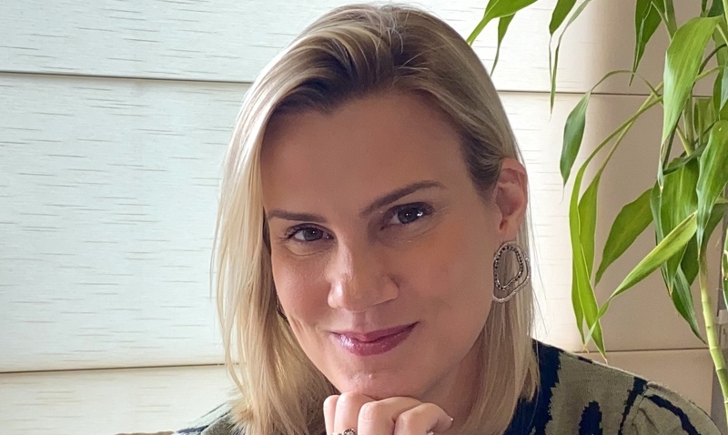 Carina Blaas é nova diretora de e-commerce da VMLY&R no Brasil e América Latina