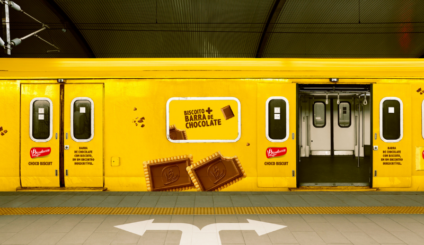 Bauducco lança campanha 360 do Choco Biscuit