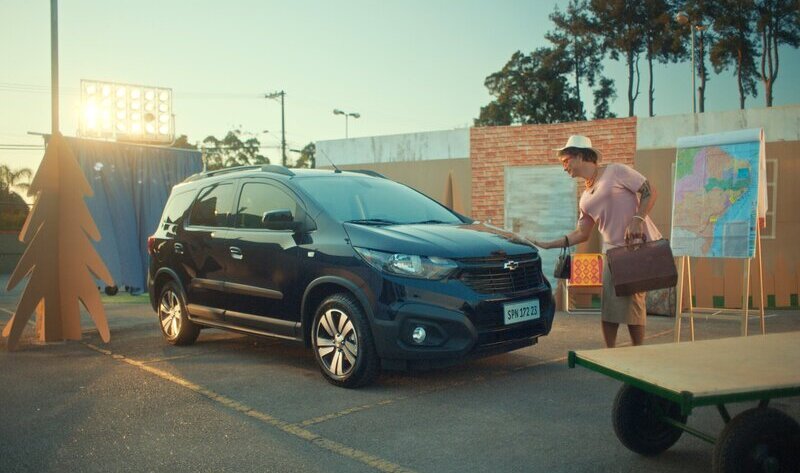 Chevrolet e Marco Luque recriam melhores histórias de perrengues de seguidores