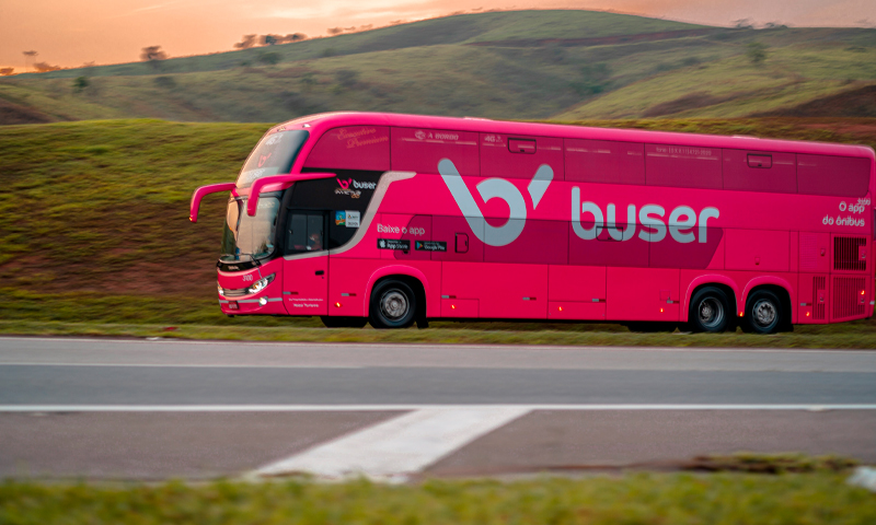 Buser destaca vantagens de uma boa viagem de ônibus