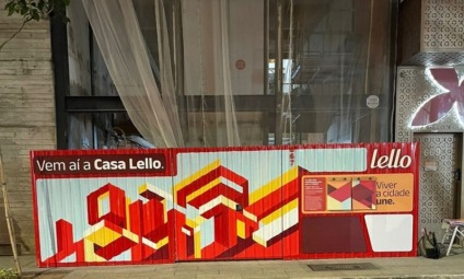 Lello faz ação com distribuição de gravuras sobre vida urbana em SP