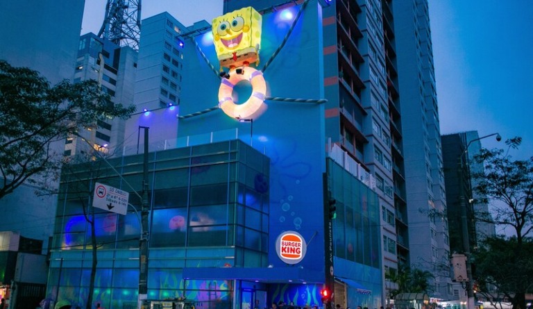 Burger King ativa unidade em SP com temática do Bob Esponja