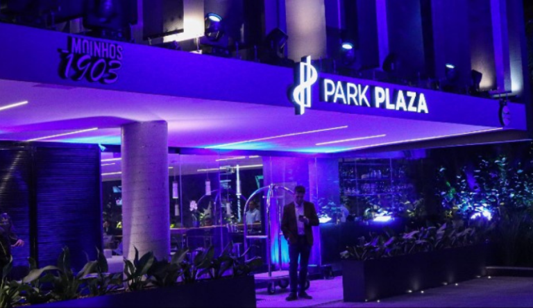 Grêmio inaugura hotel temático Park Plaza Moinhos 1903 em Porto Alegre