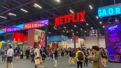 Netflix chega com suas séries em seu estande da CCXP
