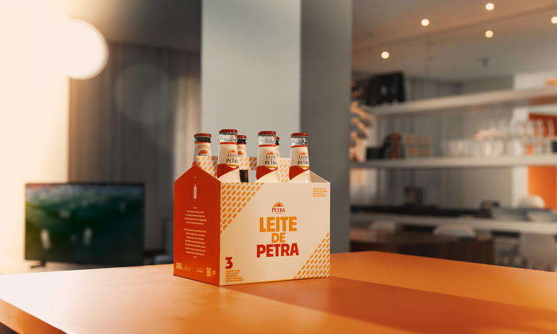 Cerveja Petra lança leite de cevada para jogos de futebol pela manhã