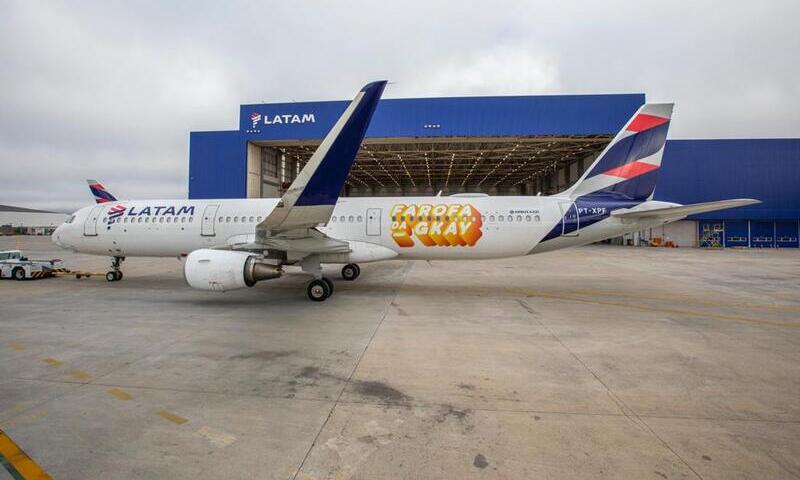 LATAM teve fretamento especial para convidados da Farofa da GKay LATAM teve fretamento especial para convidados da Farofa da GKay