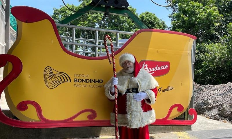 Papai Noel passa no Parque Bondinho Pão de Açúcar em ação da Bauducco