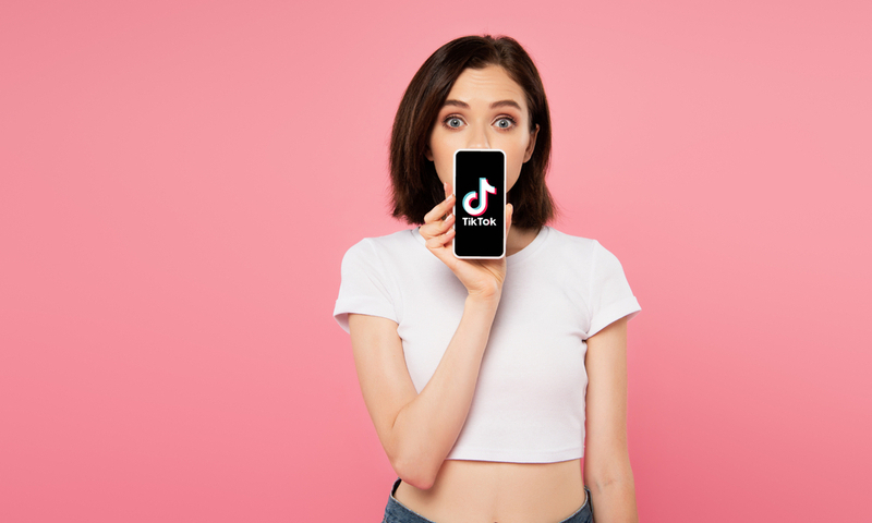 TikTok lança recursos que explicam recomendações de conteúdo na página 'Para Você'