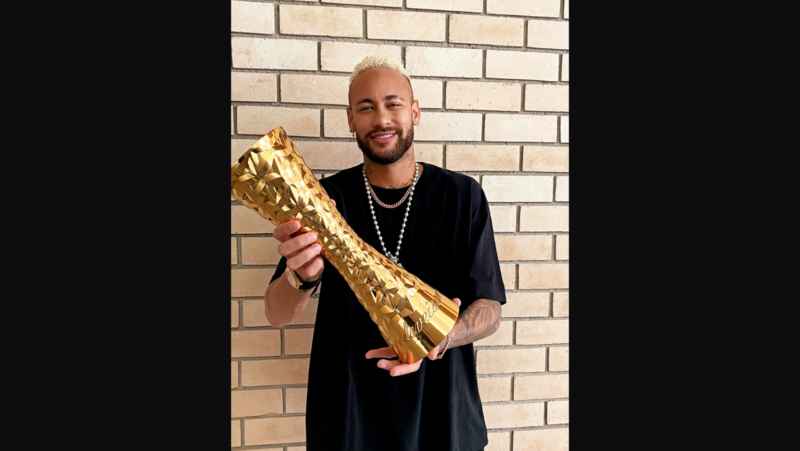 Budweiser convoca Neymar Jr e cria troféu ‘Player of The History’ para Pelé