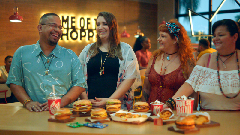 Burger King produz ação bem-humorada inspirada em grupos diversos