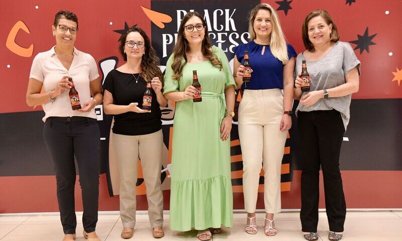 Black Princess lança nova edição de cerveja fabricada por mulheres