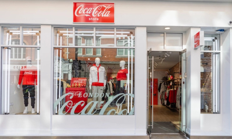 Coca-Cola abre primeira flagship store europeia em Londres