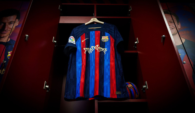 Barcelona FC entra em campo com camiseta comemorativa da Rosalía em collab com Spotify