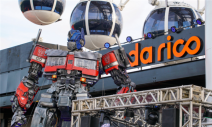 Paramount Pictures leva estátuas gigantes de Transformers à Roda Rico