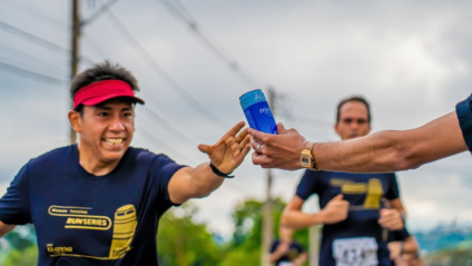 Santander Track&Field Run Series tem Minalba lata como água oficial