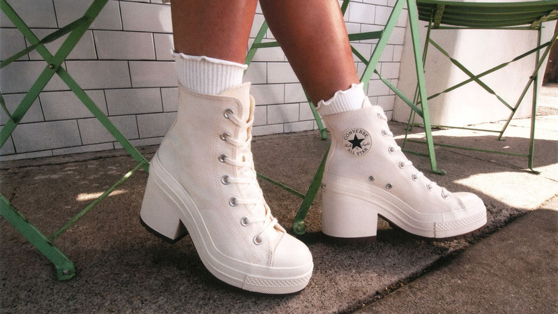 Converse retoma moda anos 2000 com novo modelo de salto