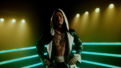 Whindersson Nunes lança clipe em parceria com Oi