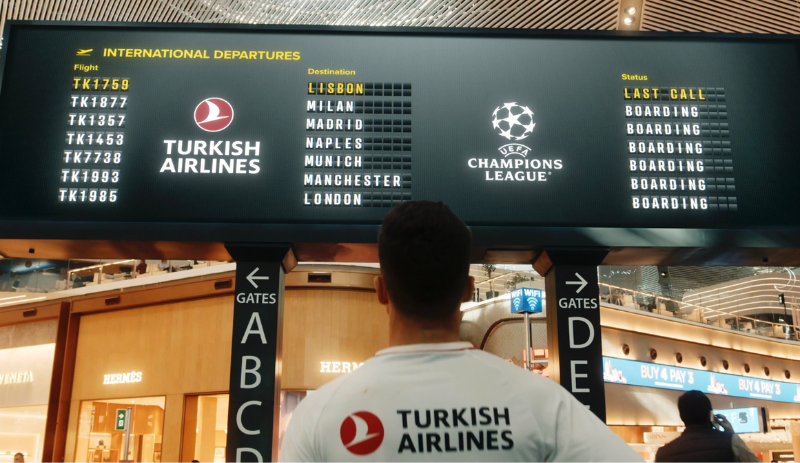 Turkish Airlines une lendas do futebol brasileiro em filme da Liga dos Campeões da UEFA