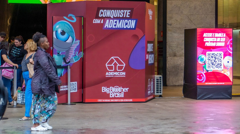 Ademicon colocou 'cabine dos sonhos' do BBB na Paulista