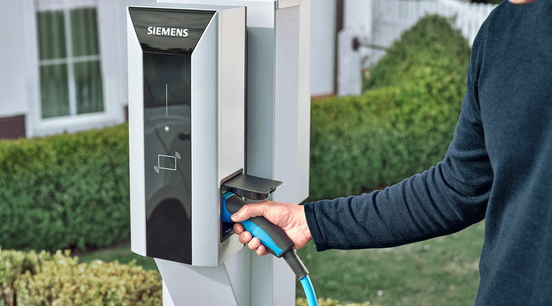 Siemens lança dois novos modelos de carregadores para veículos elétricos no Brasil