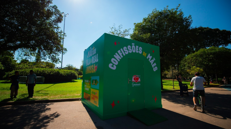 Guaraná Antarctica instalou ‘Cabine Confissões de Mãe' no Parque Ibirapuera