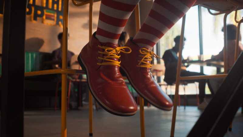 Burger King provoca McDonald's e convoca Ronald para anunciar nova promoção