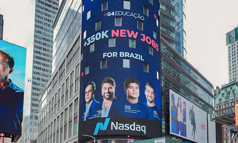 G4 Educação celebra mais de 350 mil empregos na Times Square