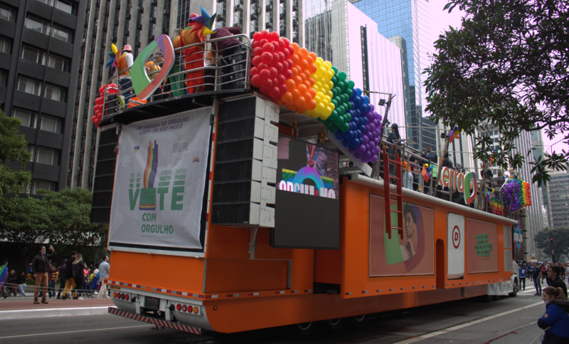 Terra retorna à Parada do Orgulho LGBT+ de SP