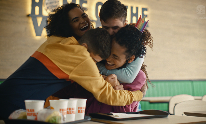 Burger King faz campanha sobre acolhimento à comunidade LGBTQIAPN+