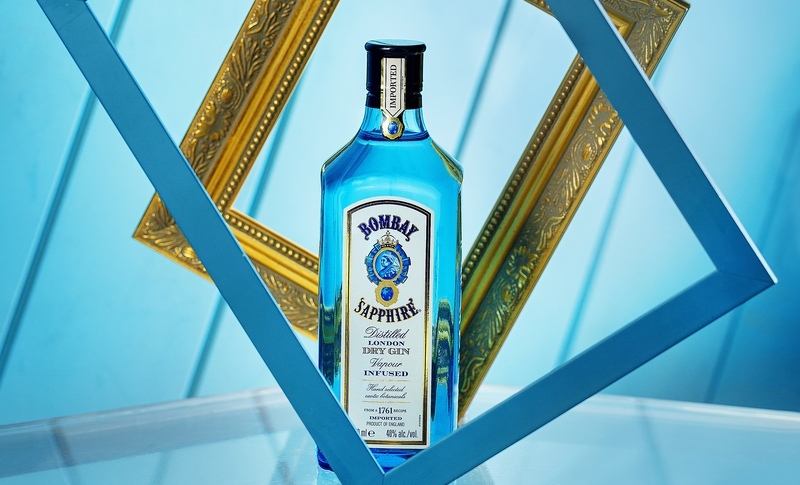 Bombay Sapphire comemora Mês do Gin com Galeria de Drinks