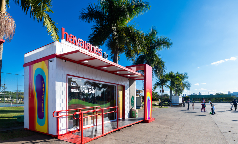 Havaianas inaugura sua primeira loja autônoma do mundo no Brasil