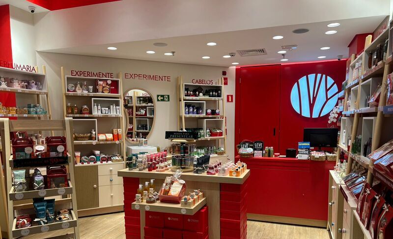 L’Occitane au Brésil inaugura loja em Curitiba com espaço para teste de produtos