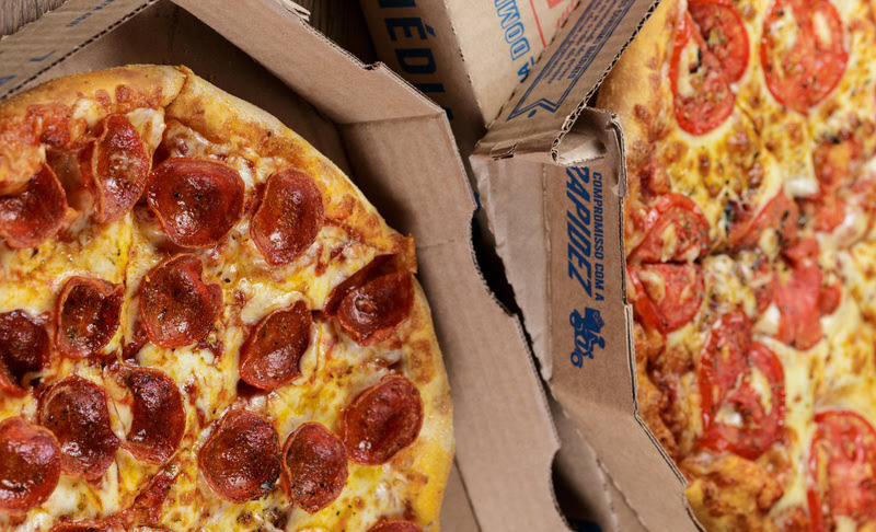 Domino’s tem duas pizzas pelo preço de uma