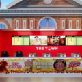 Cup Noodles chega para saciar a fome do público no The Town