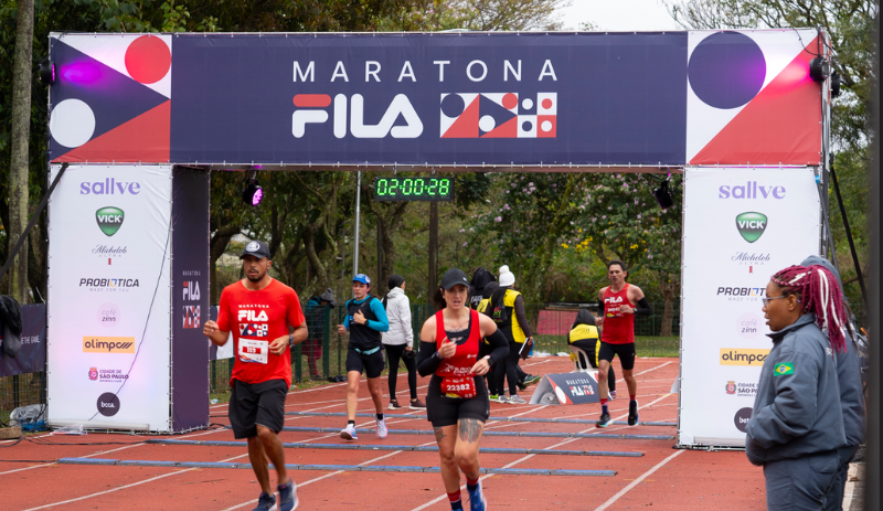 Fila lançou super tênis e usou loja móvel durante Maratona Fila