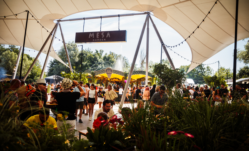 Tomorrowland Brasil anuncia line-up gastronômico e venda de pacotes com experiências 