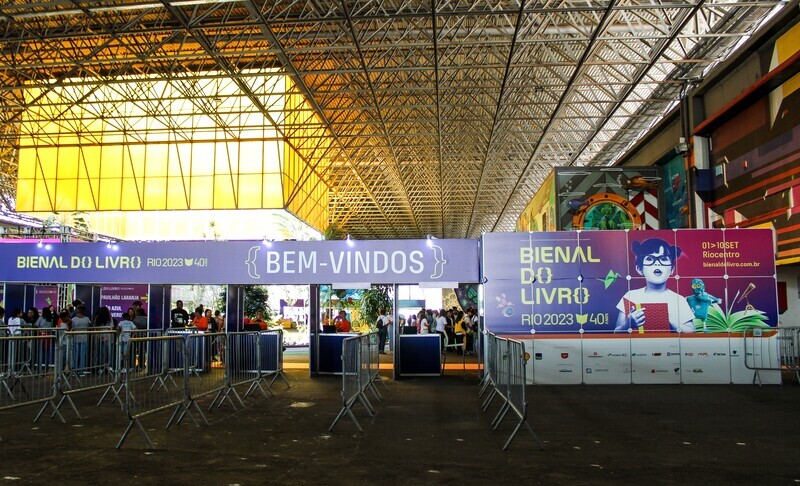 Bienal do Livro: ambientes cenográficos em destaque na edição dos 40 anos