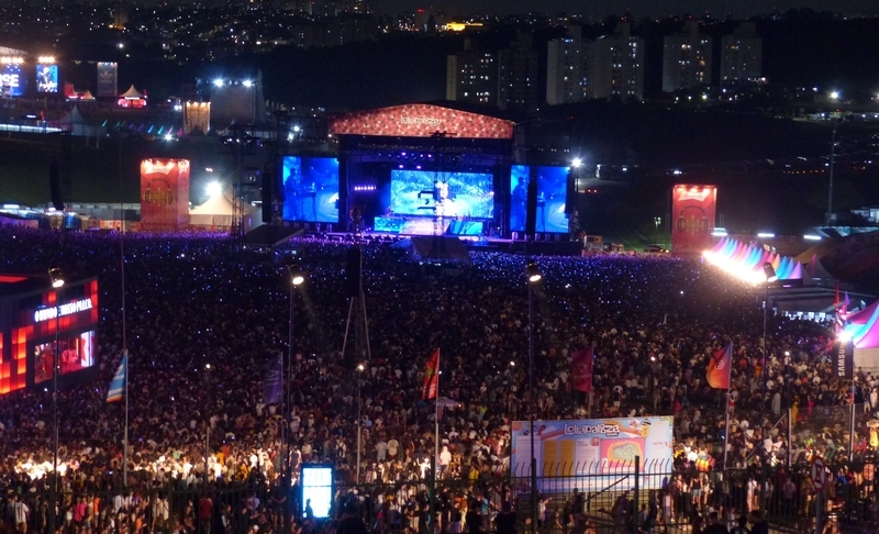 (INT) Rise Performs at Lollapalooza 2023 Musical Show in Brazil. March 24, 2023, Sao Paulo, Brazil: A Canadian band “Rise” performed live on Adidas stage at the 10th edition of Lollapalooza 2023 in Sao Paulo, Brazil, on Friday (24) at the Interlagos Autodrome Racetrack. Credit: Leandro Chemalle/Thenews2