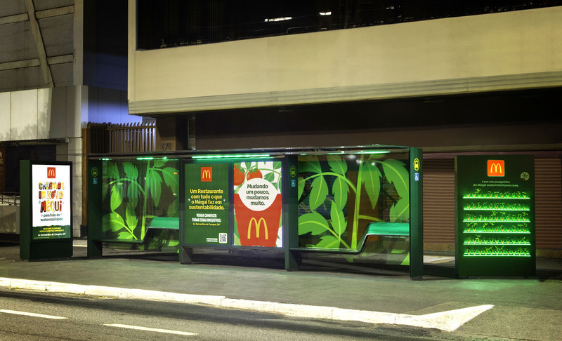 McDonald’s instala horta vertical na Avenida Paulista