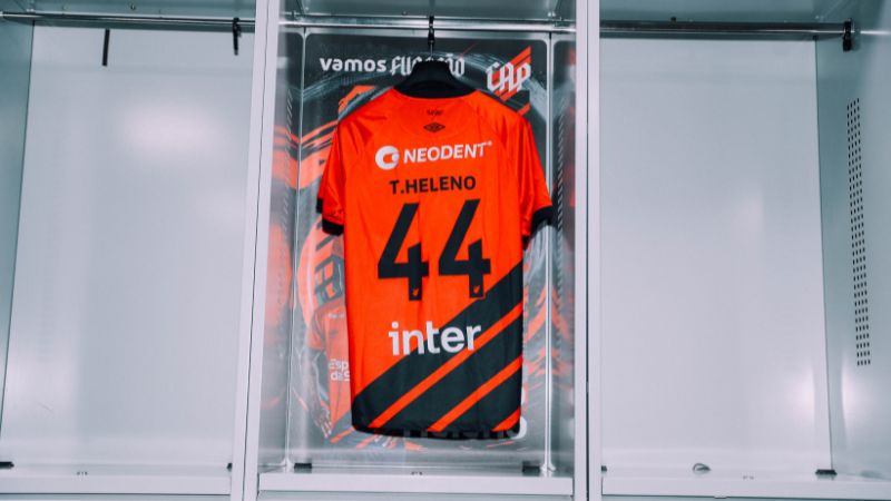 Inter passa a patrocinar camisa do Athletico Paranaense