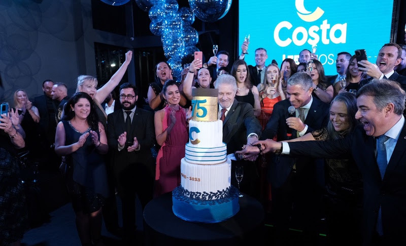 Costa Cruzeiros comemorou 75 Anos com festa em São Paulo