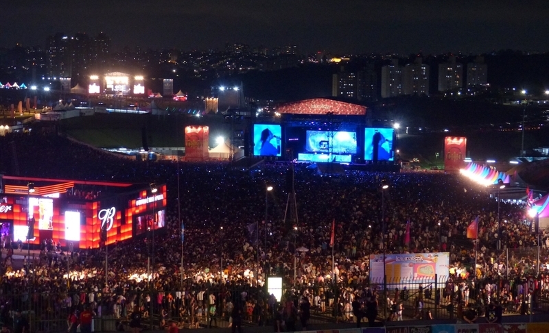 (INT) Rise Performs at Lollapalooza 2023 Musical Show in Brazil. March 24, 2023, Sao Paulo, Brazil: A Canadian band “Rise” performed live on Adidas stage at the 10th edition of Lollapalooza 2023 in Sao Paulo, Brazil, on Friday (24) at the Interlagos Autodrome Racetrack. Credit: Leandro Chemalle/Thenews2