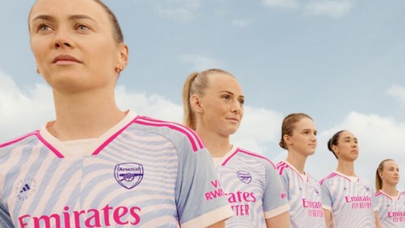 Adidas e Arsenal apresentam segundo uniforme do Time Feminino