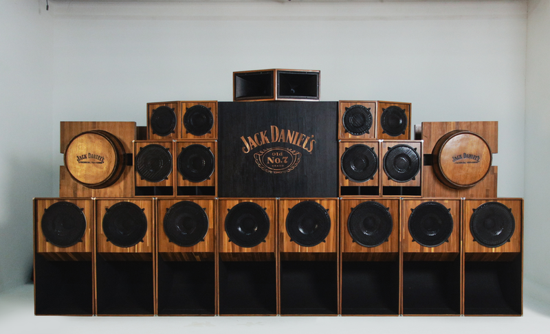 Jack Daniel's apresenta paredão de som inspirado em barris de uísque