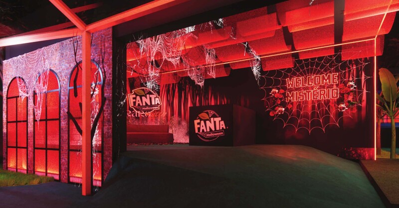 Coca-Cola FEMSA fez ativações de Fanta Mistério na festa Raroween