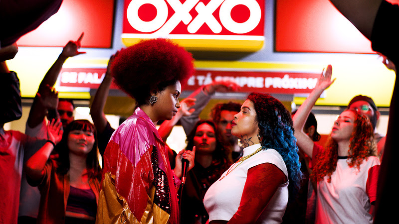 OXXO traz batalha de rappers para reforçar a proximidade